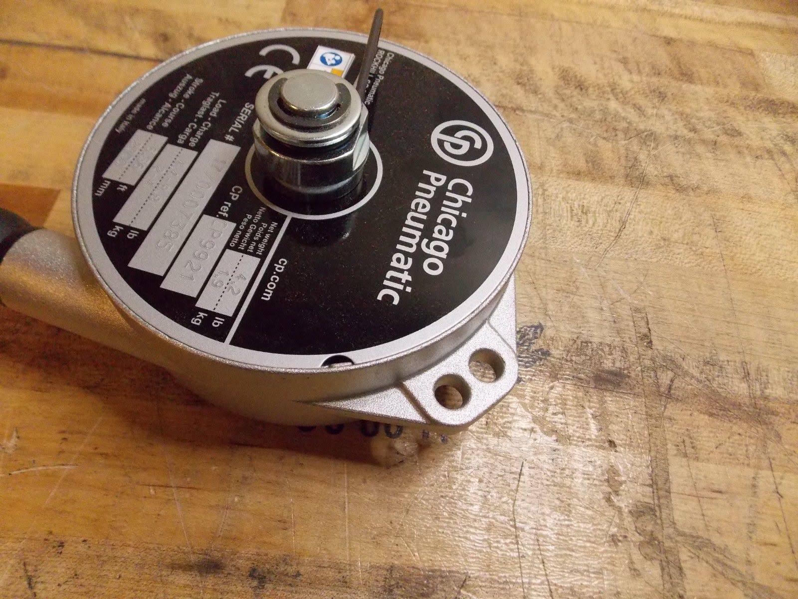 Tool Balancer 8.8 lb Load Cap. 6.5 ft Travel Distance F546